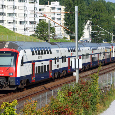 Floating floors in rail cars on SBB trains
