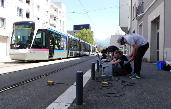 Mass-spring Systems Grenoble-1