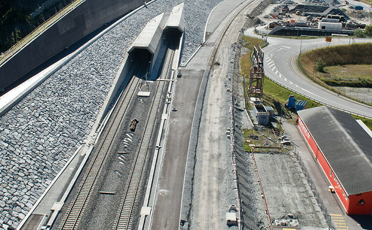 ゴッタルド地下トンネル Getzner Werkstoffe ゴッタルド地下トンネル Getzner Werkstoffe